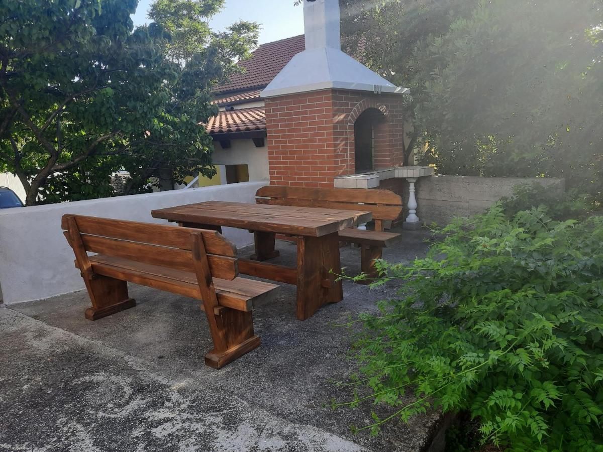 סווטי יוראי Apartments M&B מראה חיצוני תמונה