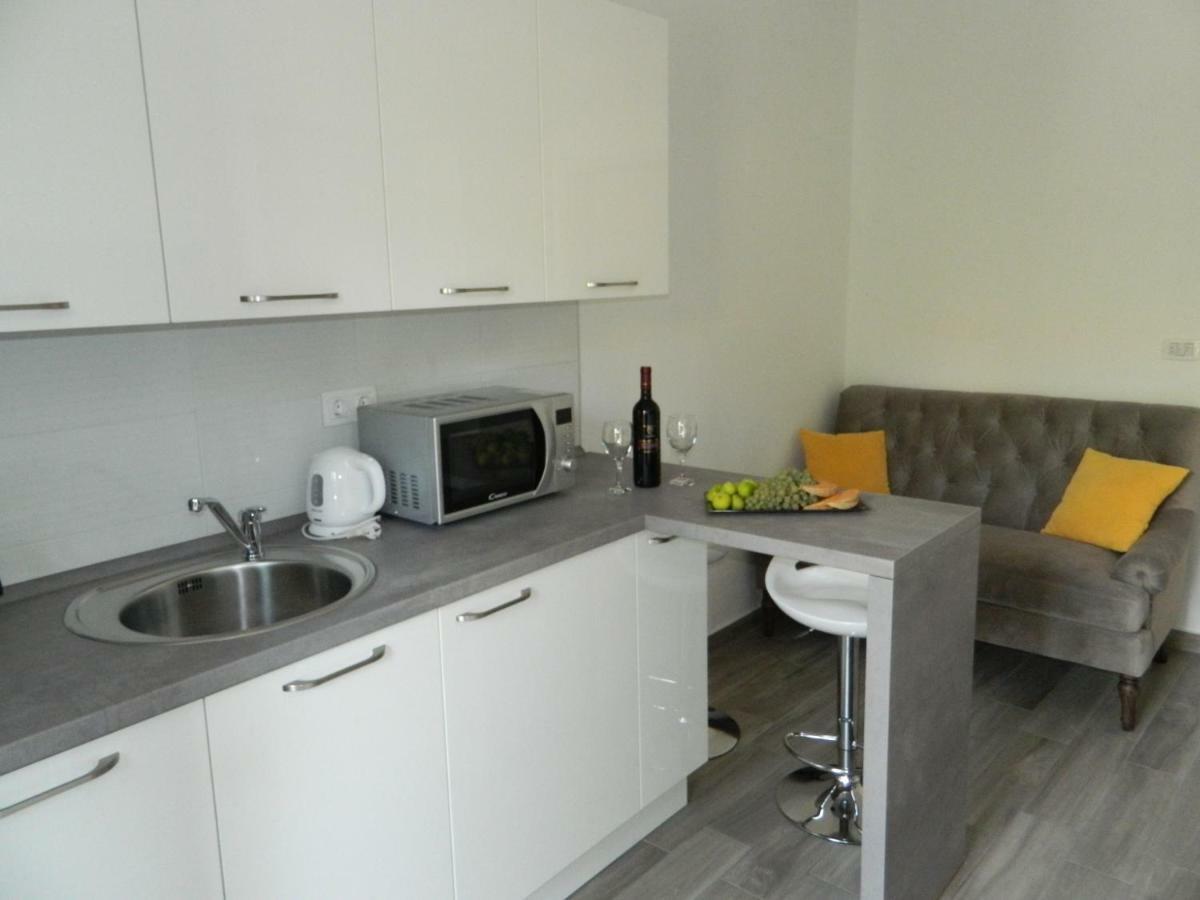 סווטי יוראי Apartments M&B מראה חיצוני תמונה